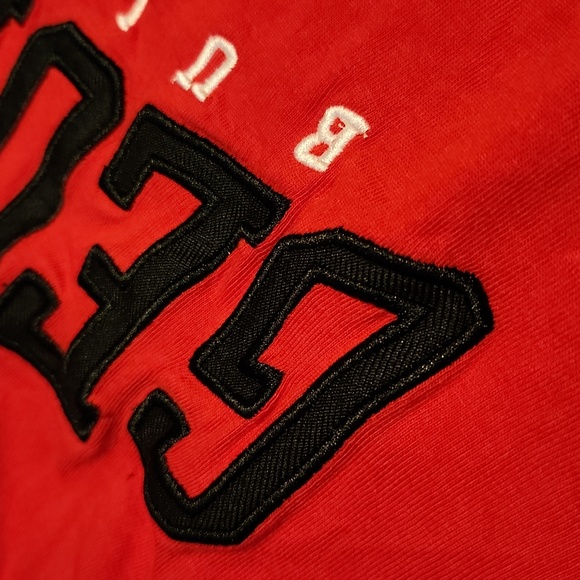 Georgia Bulldogs embroidered tshirt, women - Picture 3 of 5